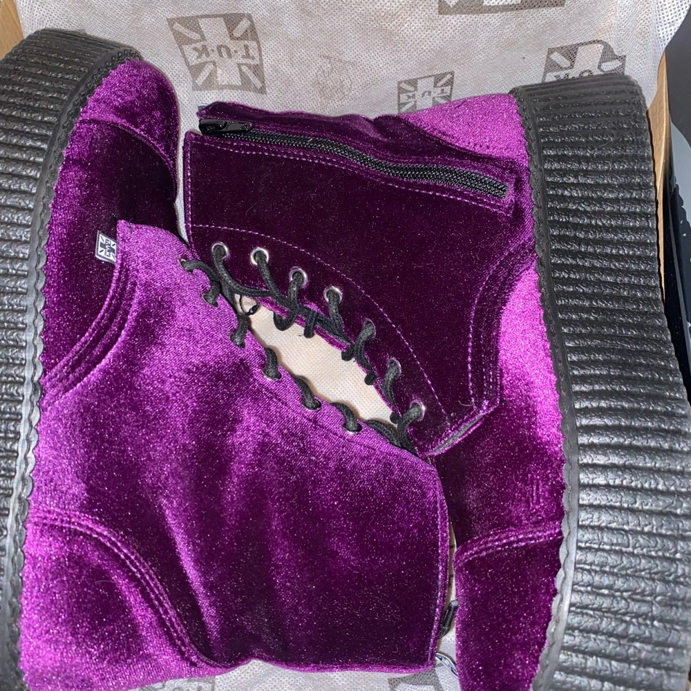 TUK footwear Violet Velvet Viva Mondo Boot US women size 10